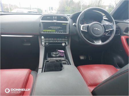 2020 Jaguar F-Pace - photo 17