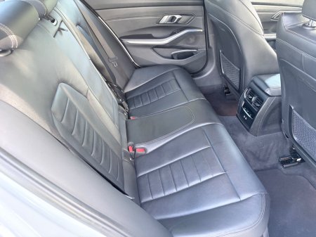 2021 BMW 3-Series - photo 15