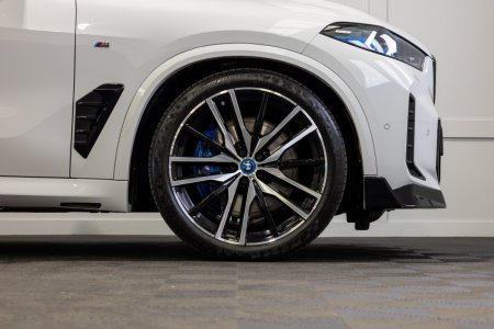 2025 BMW X5 - photo 7