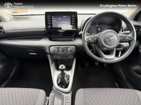 2023 Toyota Yaris - photo 12