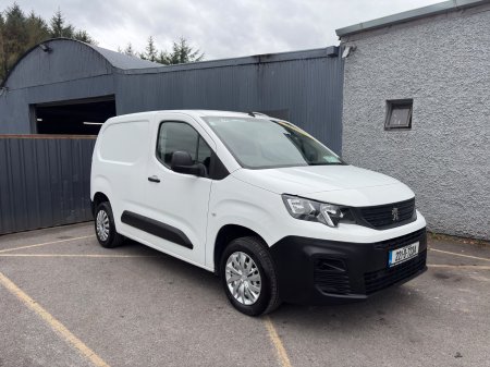 2022 Peugeot Partner