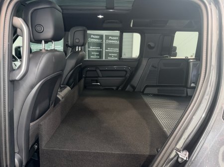 2026 Land Rover Defender - photo 25