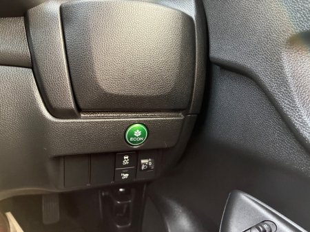 2018 Honda Fit - photo 16