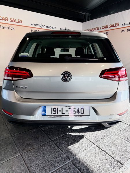 2019 Volkswagen Golf - photo 5