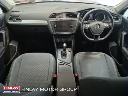 2020 Volkswagen Tiguan - photo 2
