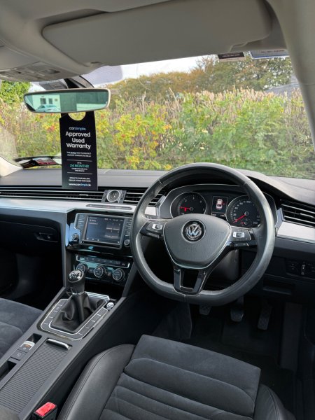 2015 Volkswagen Passat - photo 16