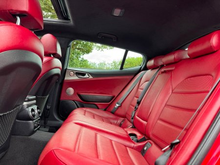 2019 Kia Stinger - photo 27