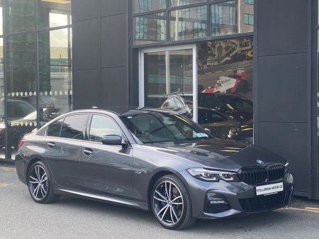 2022 BMW 3-Series - photo 3