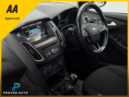 2015 Ford Focus - photo 7