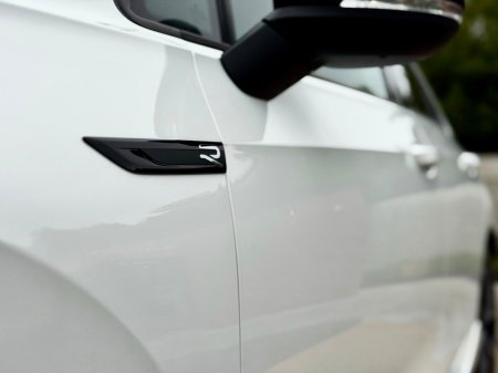 2023 Volkswagen Golf - photo 9