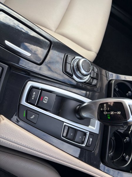 2012 BMW 5-Series - photo 20