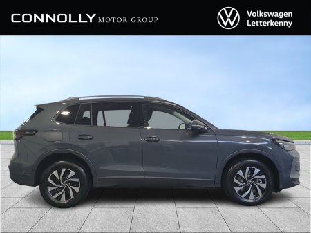 2026 Volkswagen Tiguan - photo 3