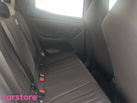 2021 Toyota Yaris - photo 10