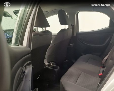 2021 Toyota Yaris - photo 7