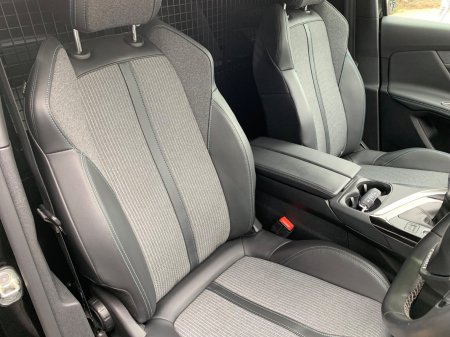 2022 Peugeot 3008 - photo 17