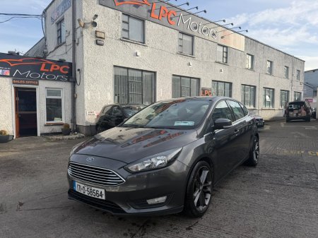 2017 Ford Focus - photo 3