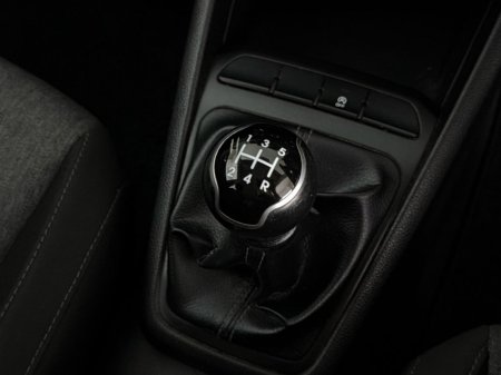 2019 Kia Stonic - photo 23