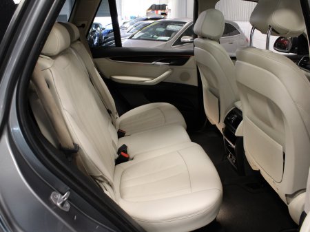 2018 BMW X5 - photo 30