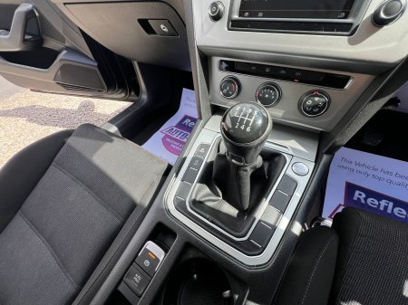 2016 Volkswagen Passat - photo 13