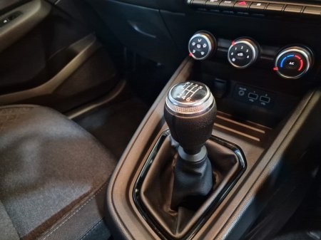 2022 Renault Clio - photo 25
