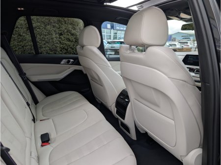 2022 BMW X5 - photo 9