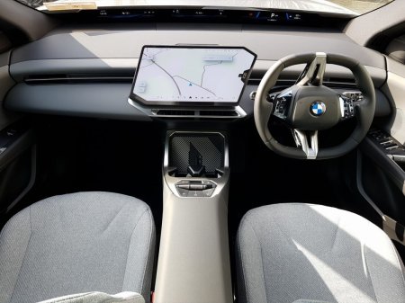 2026 BMW iX3 - photo 4
