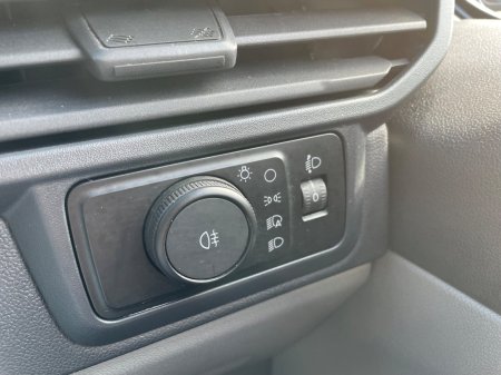 2025 Ford Transit - photo 22