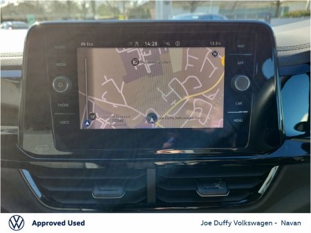 2024 Volkswagen T-Roc - photo 18