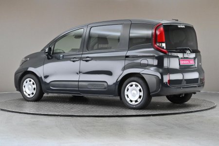 2023 Toyota Sienta - photo 18