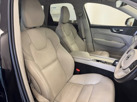 2021 Volvo XC60 - photo 12