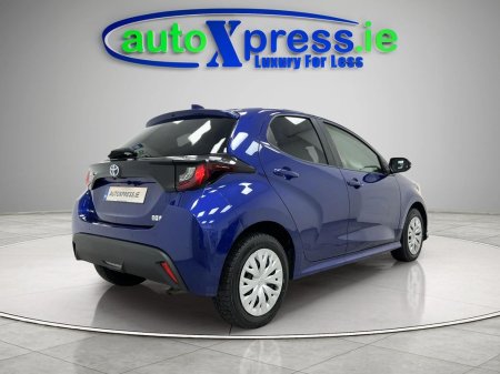 2022 Toyota Yaris - photo 13