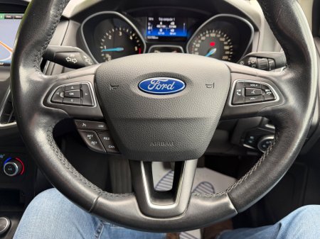 2016 Ford Focus - photo 13