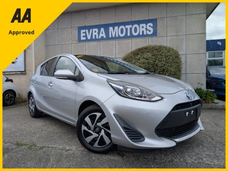 2020 Toyota Aqua S STYLE AUTOMATIC HYBRID 1.5 PETROL //KEYLESS ENTRY/PUSH BUTTON START//360 PARKING CAMERA//