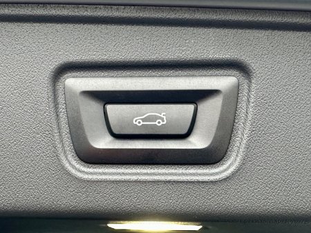 2026 BMW 5-Series - photo 32