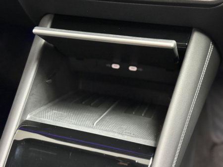 2025 Volkswagen Tiguan - photo 23