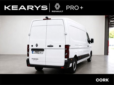 2025 Renault Master - photo 2