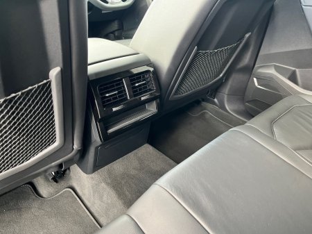 2024 Volkswagen Touareg - photo 19