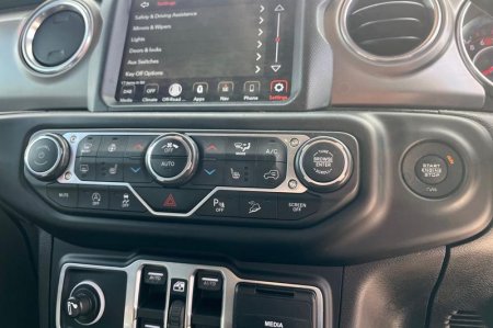 2019 Jeep Wrangler - photo 36