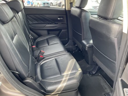 2018 Mitsubishi Outlander - photo 18