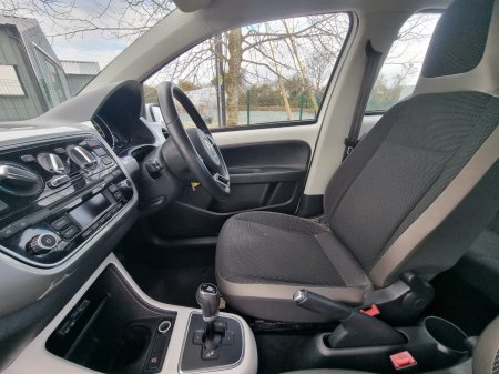 2013 Volkswagen up! - photo 21