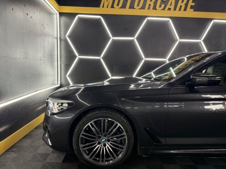 2017 BMW 5-Series - photo 15