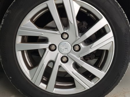 2021 Peugeot 208 - photo 14