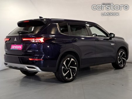 2023 Mitsubishi Outlander - photo 3