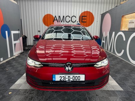 2023 Volkswagen Golf - photo 2