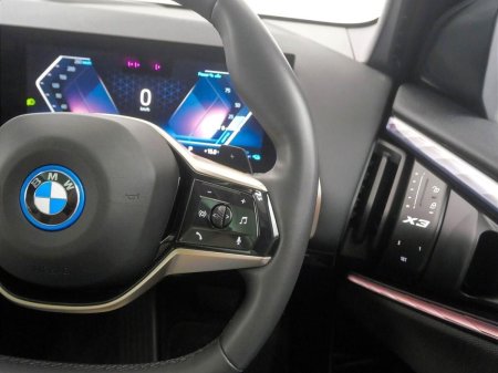 2025 BMW X3 - photo 18
