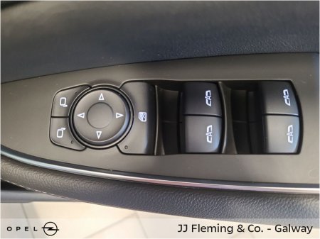 2020 Opel Insignia - photo 18