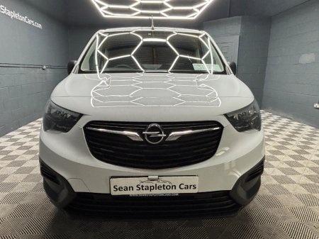 2023 Opel Combo - photo 2