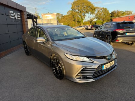 2023 Toyota Camry - photo 6
