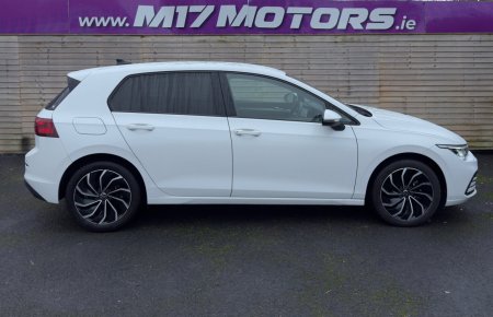 2023 Volkswagen Golf - photo 2