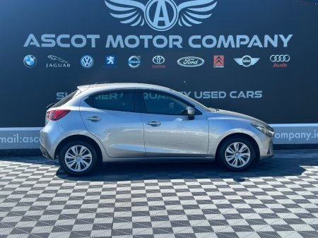 2014 Mazda Demio - photo 4
